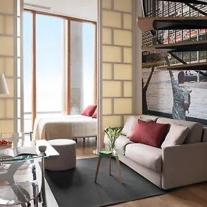 Eric Voekel Boutique - Riverfront Apartment