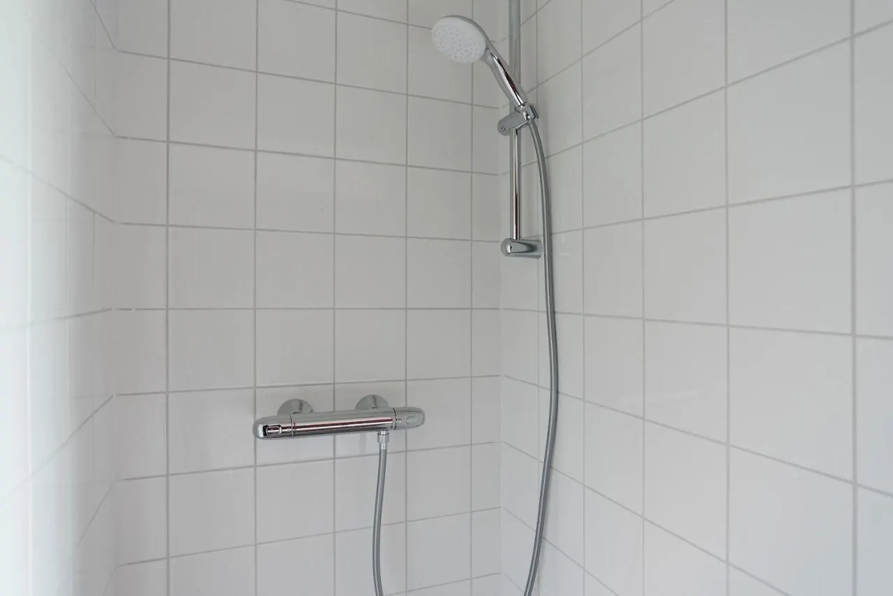 Pink Panther Studio Apartment Amsterdam Homestay