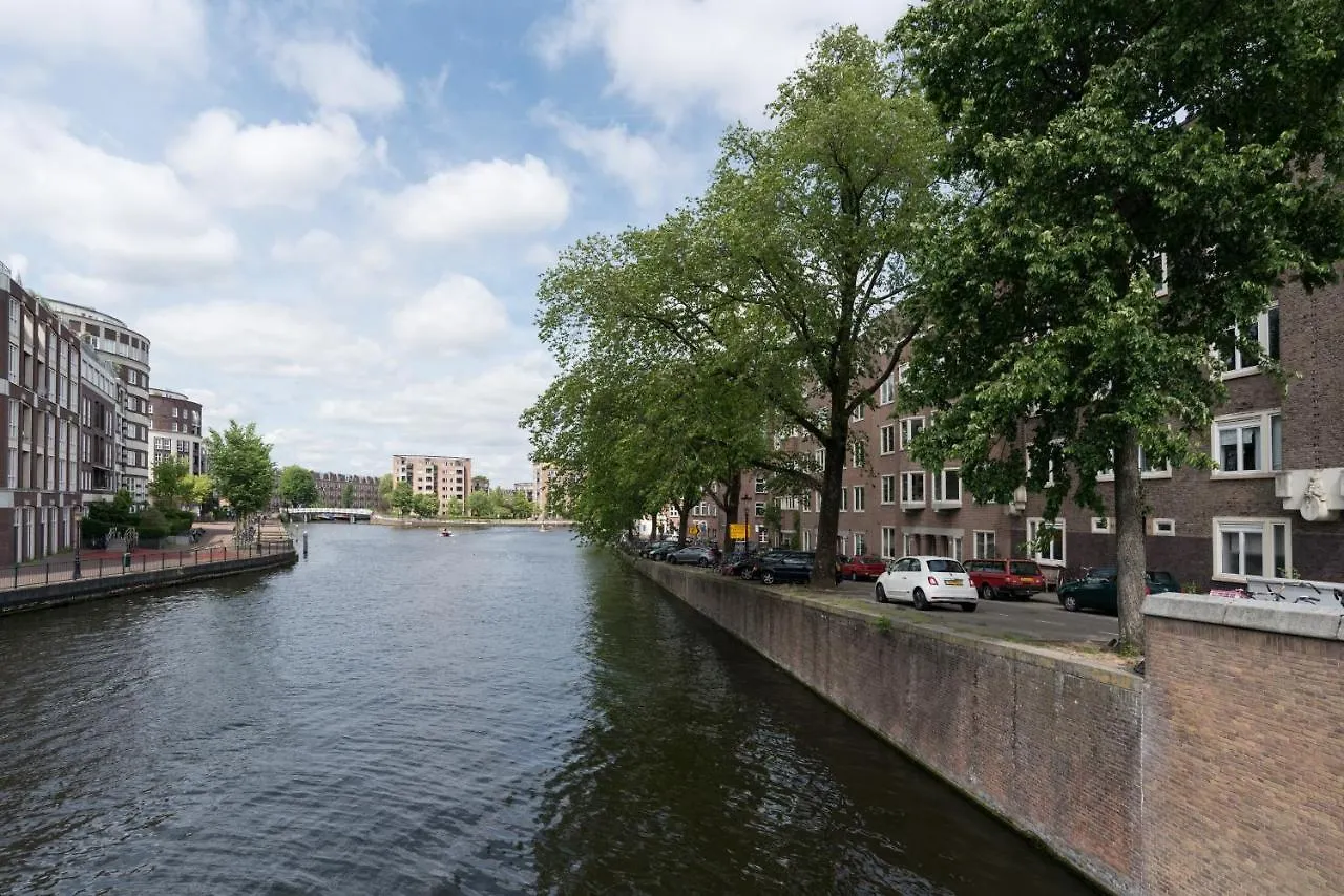 Homestay Pink Panther Studio Apartment Amsterdam